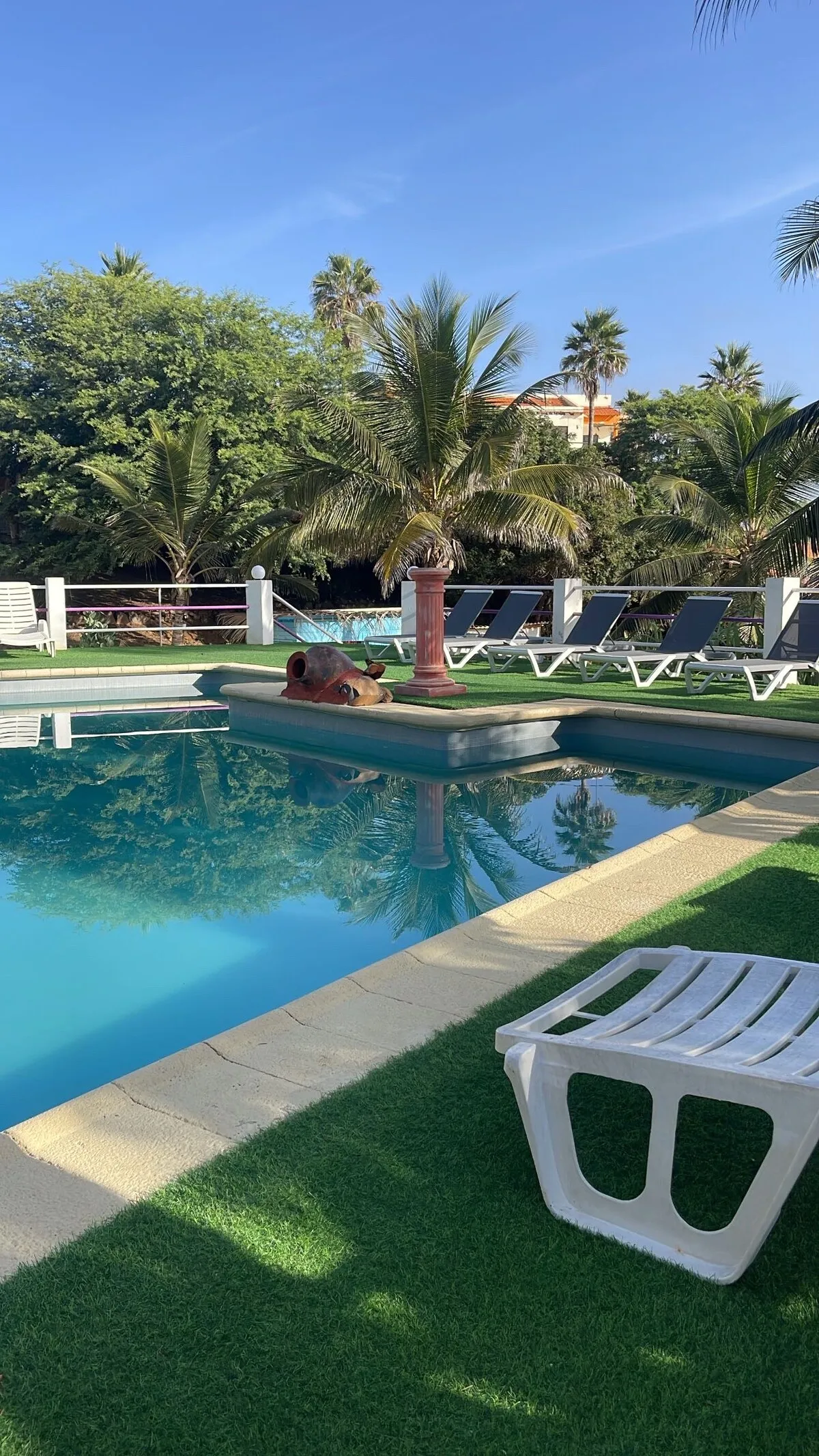 Piscine et jardins tropicaux de Villa Morgana
